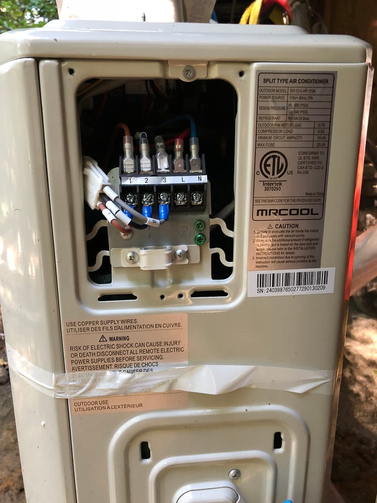 Installing MRCOOL DIY mini split air conditioner unit efficiently.